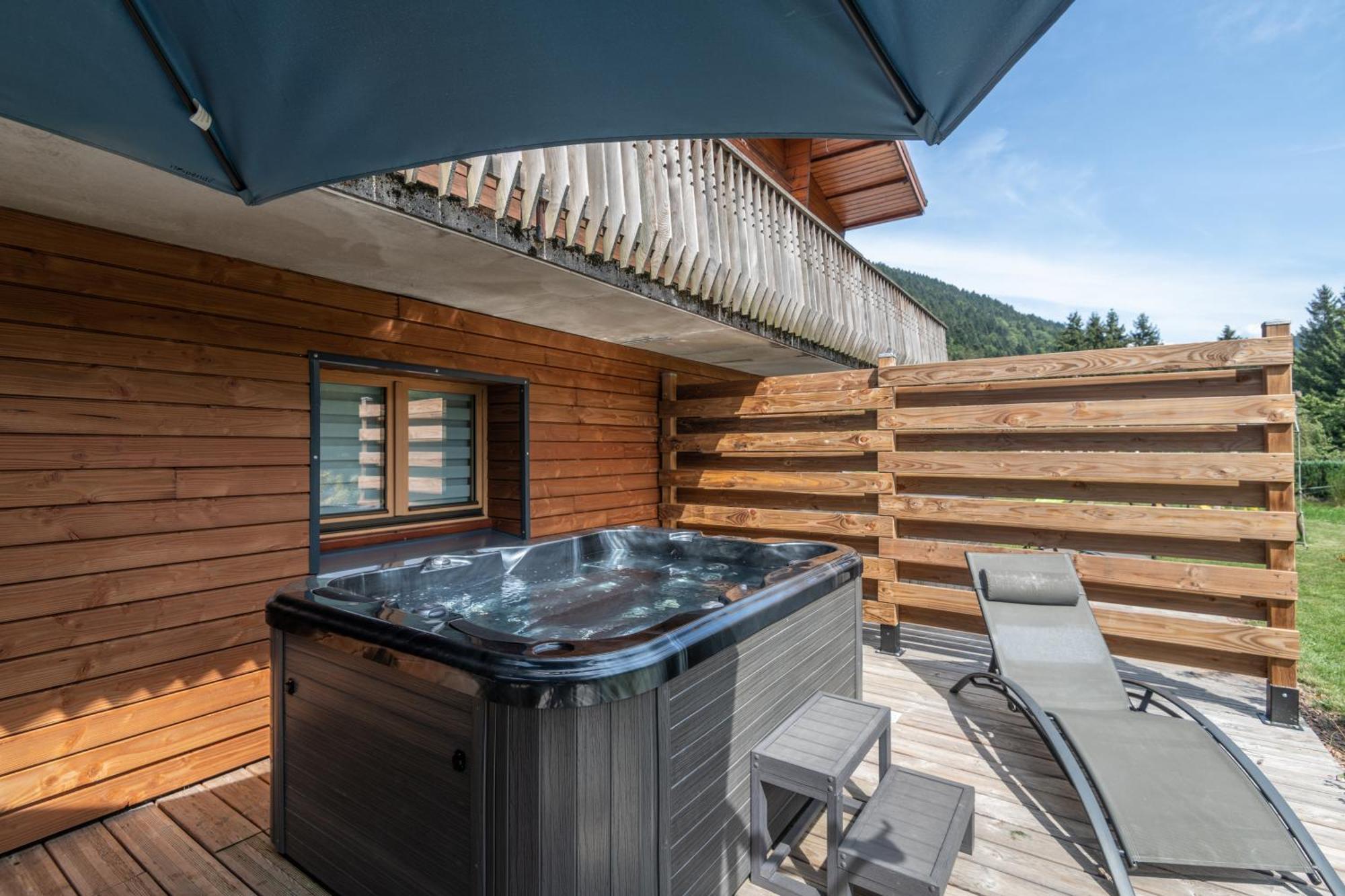 Chalets Du Bouchot & Jacuzzi Privatif Proximite Gerardmer & La Bresse Rochesson Exterior foto