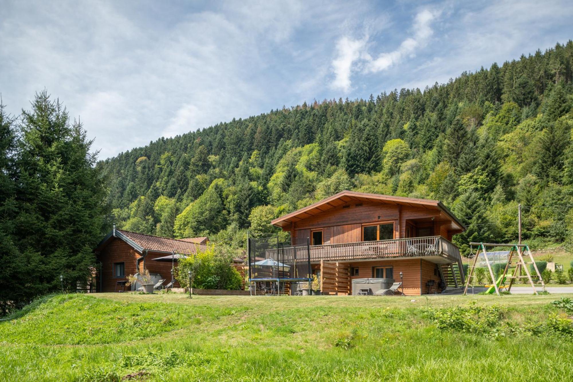 Chalets Du Bouchot & Jacuzzi Privatif Proximite Gerardmer & La Bresse Rochesson Exterior foto