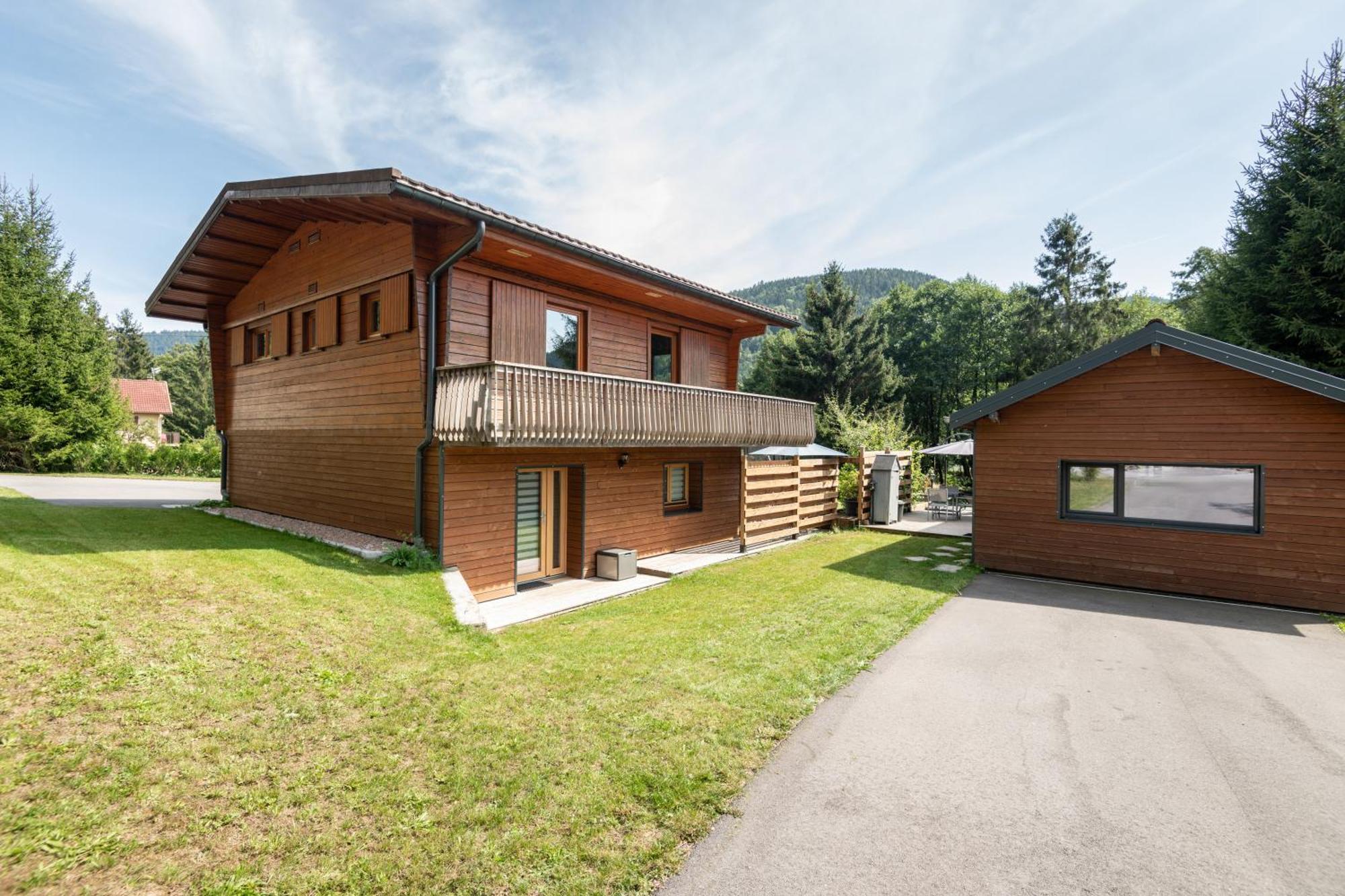Chalets Du Bouchot & Jacuzzi Privatif Proximite Gerardmer & La Bresse Rochesson Exterior foto