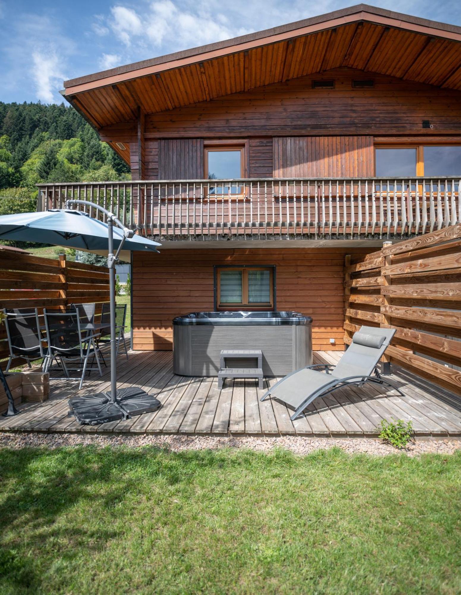 Chalets Du Bouchot & Jacuzzi Privatif Proximite Gerardmer & La Bresse Rochesson Exterior foto