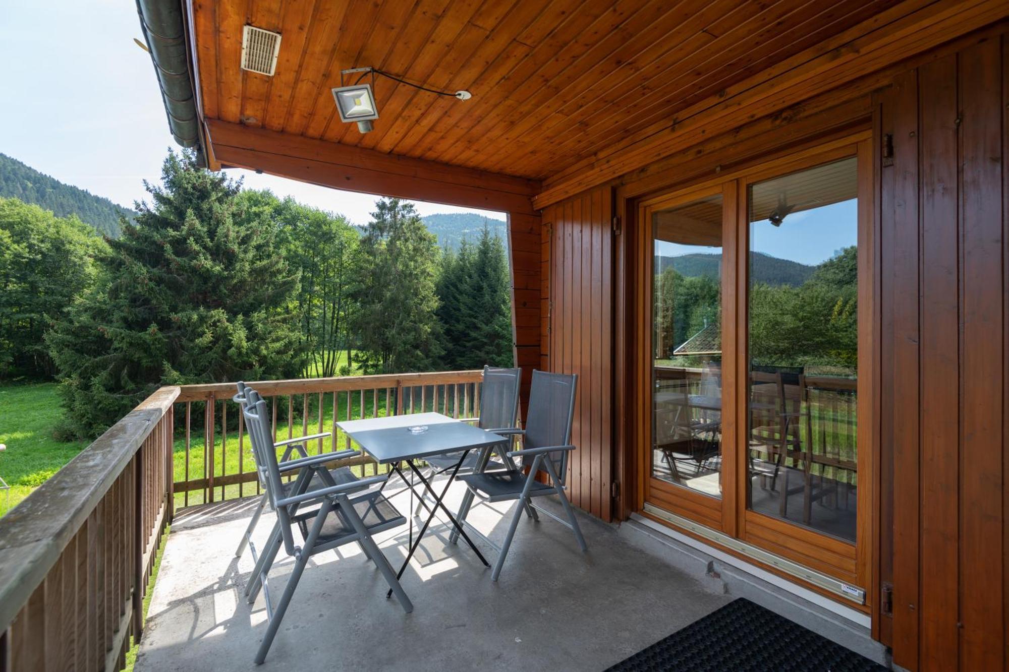 Chalets Du Bouchot & Jacuzzi Privatif Proximite Gerardmer & La Bresse Rochesson Exterior foto